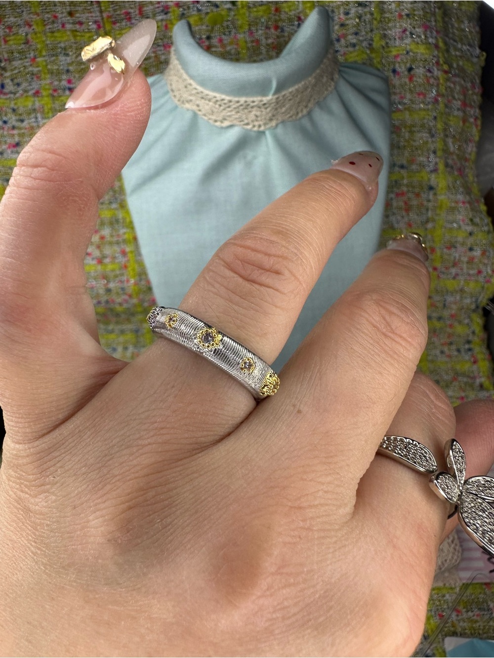 Elegant Two-Tone Floral Band Ring - Silver and Gold open size 5-13